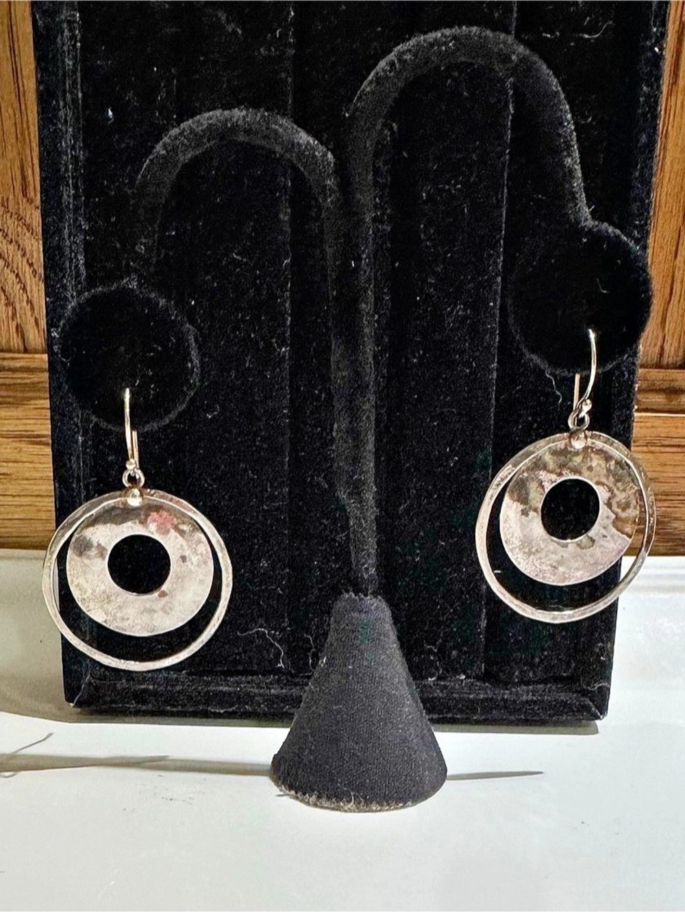 Vintage 925 RETIRED Silpada Perspectiva Hammered Double Circle Earrings
